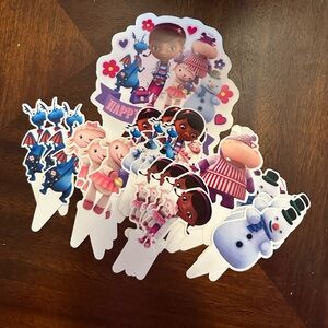 Doc McStuffins cake toppers